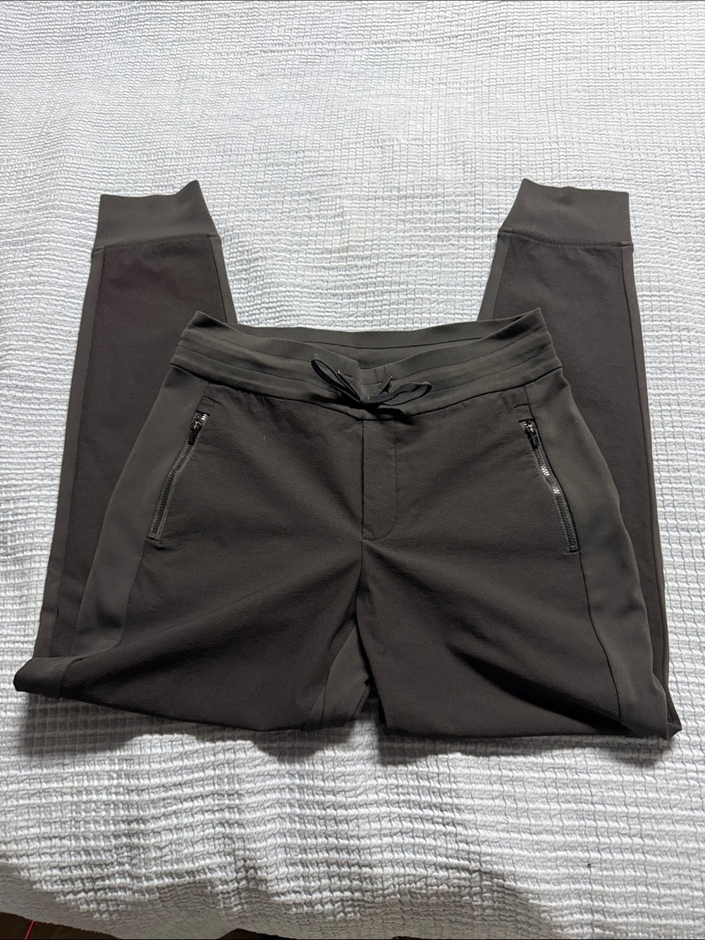 Athleta Dark Gray/black Slim Fit Jogger Pants